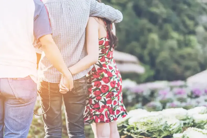 Các dấu hiệu ngoại tình 5