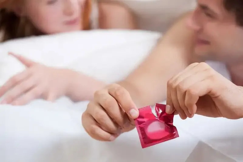 HIV lây qua đường tình dục như thế nào? 2