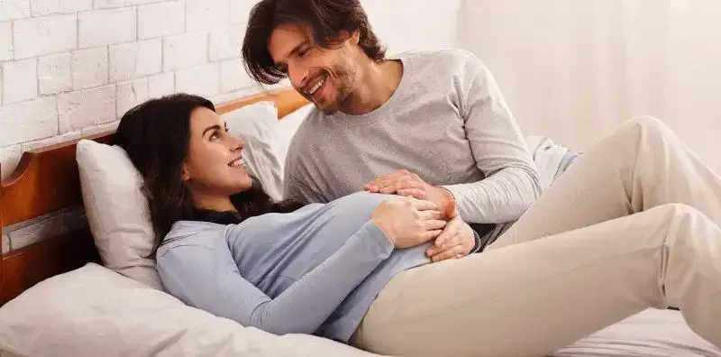 Có thể xuất tinh vào trong khi mang thai không? 