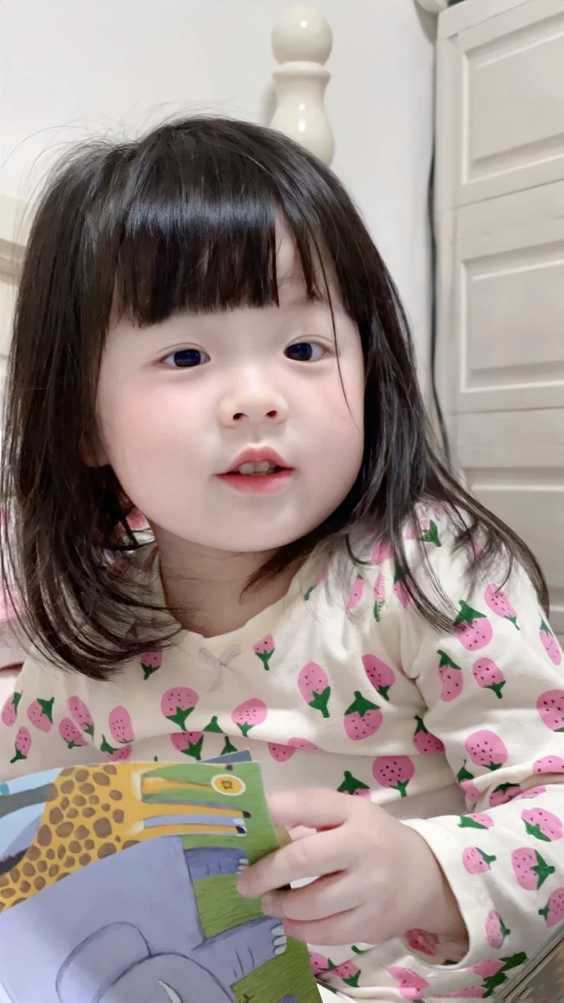 Thêm nét sinh động cho hồ sơ với ảnh avatar em bé