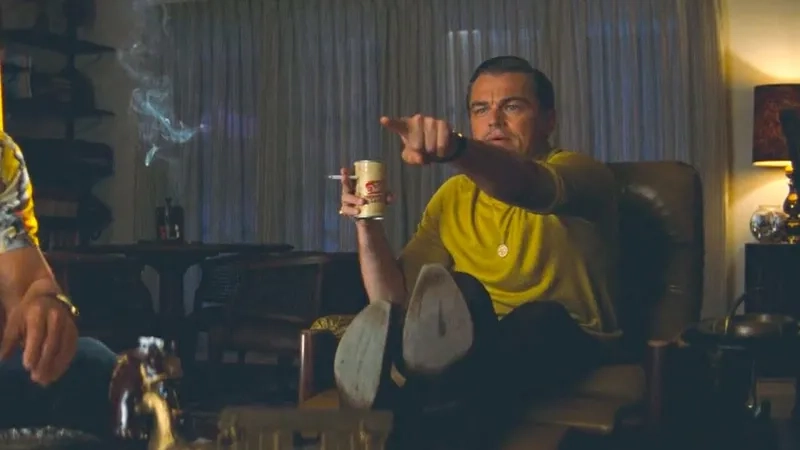 Leonardo DiCaprio nâng ly tôi meme Leonardo DiCaprio