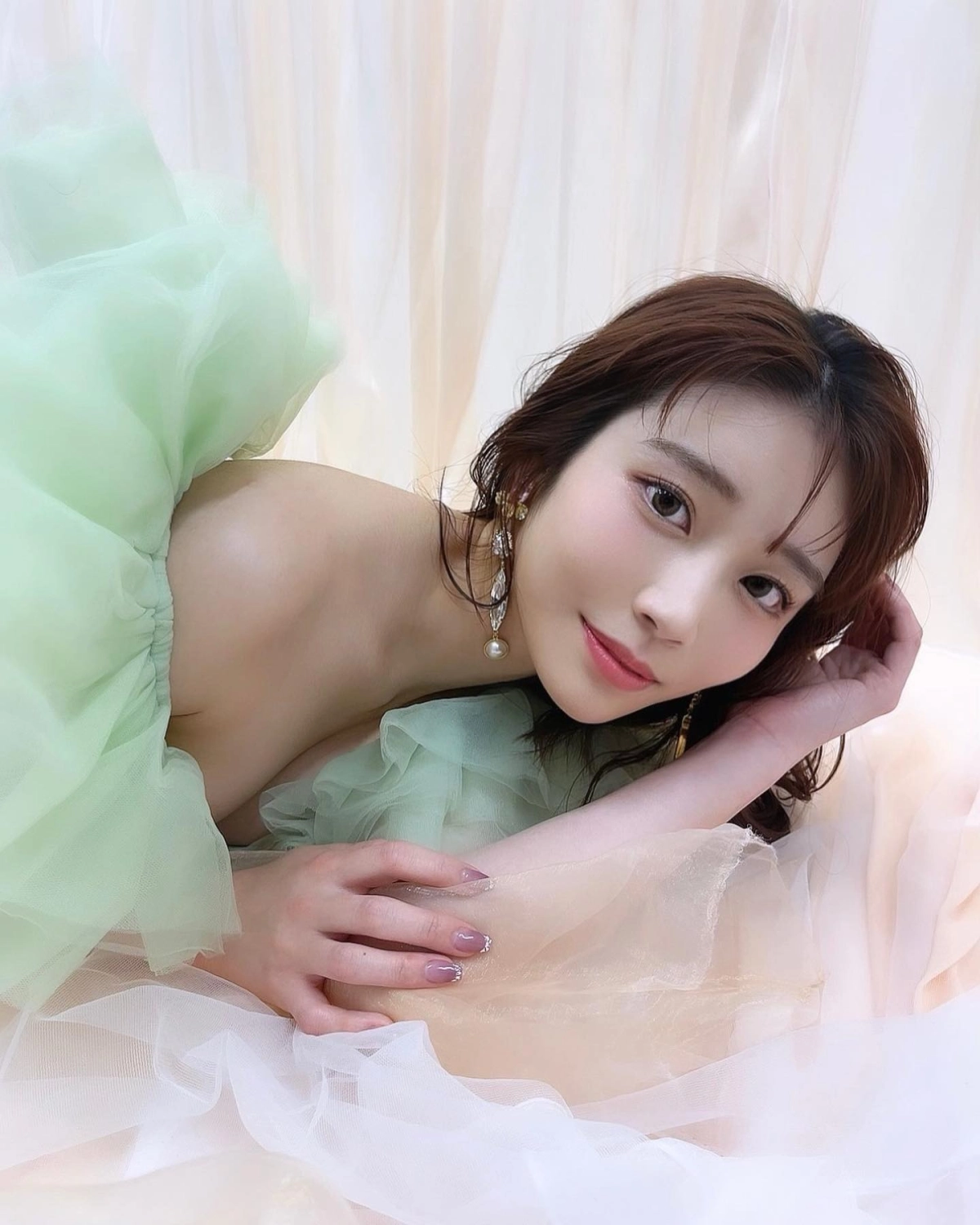 Avatar cô gái đẹp vẻ đẹp hoàn mỹ sexy nóng bỏng quyến rũ cuốn hút