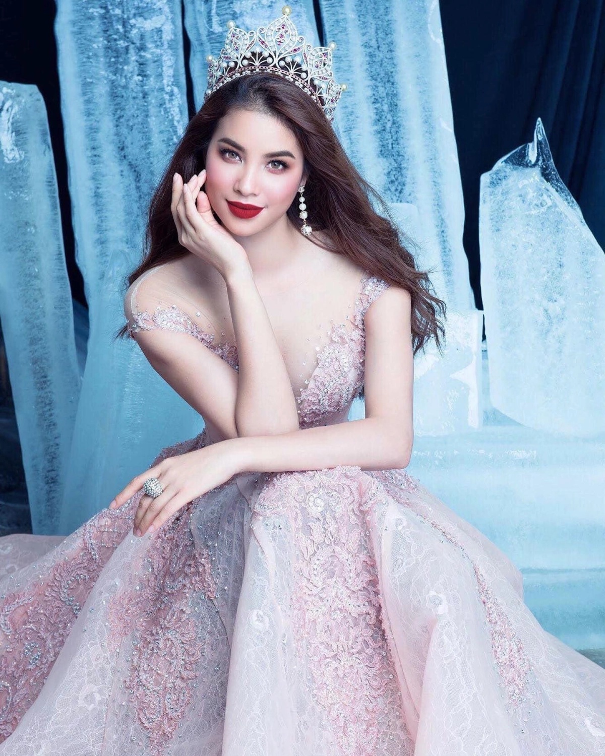 Con gái cute dễ thương ngọt ngào kết hợp sexy nóng bỏng quyến rũ