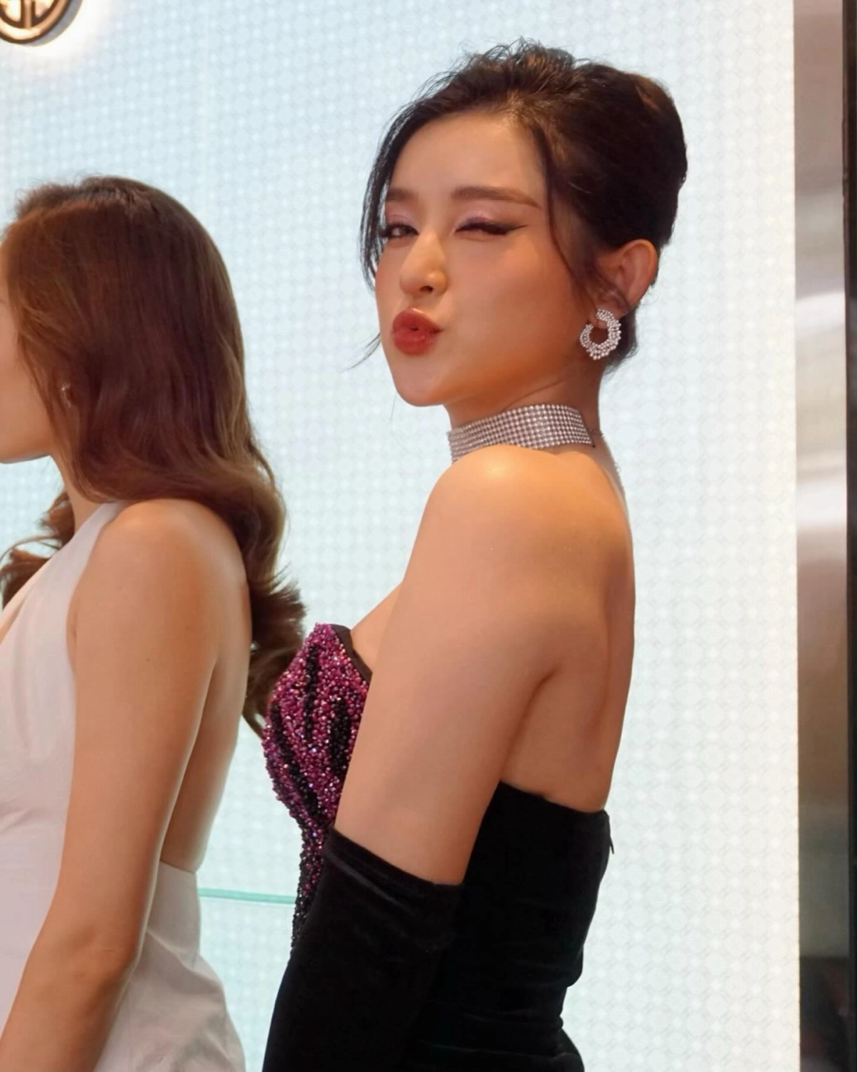 Con gái xinh miền Nam vẻ duyên dáng miền Nam nóng bỏng cuốn hút tột độ