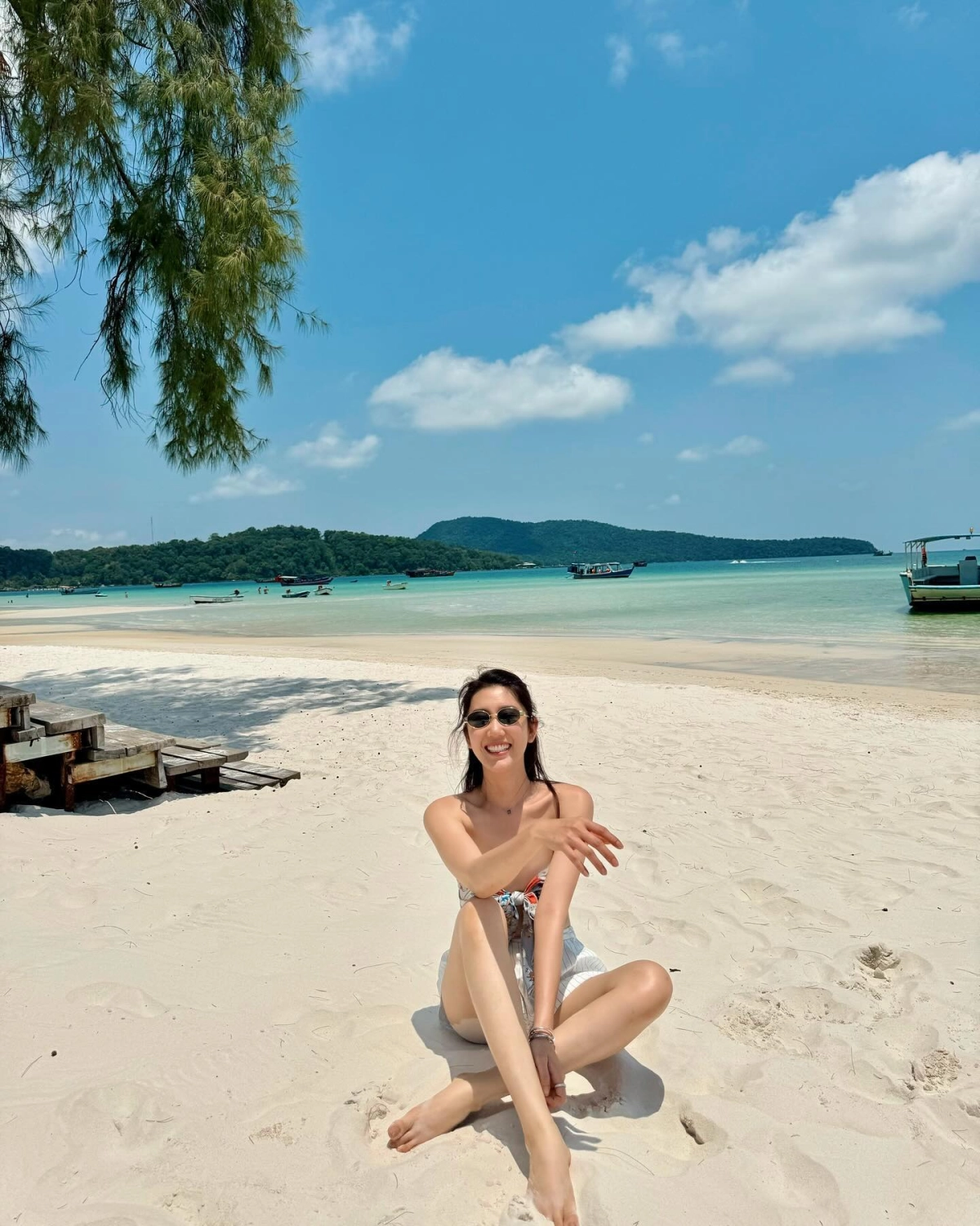 Gái xinh quyến rũ vẻ mê hoặc nóng bỏng cuốn hút cuồng nhiệt mạnh